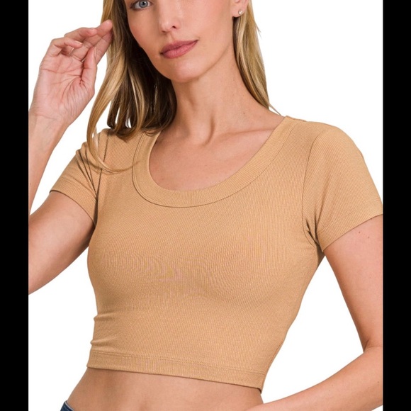 NWT Zenana Ribbed Top - Picture 4 of 6